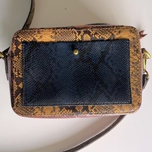 Madewell The Transport Camera Bag Snakeskin